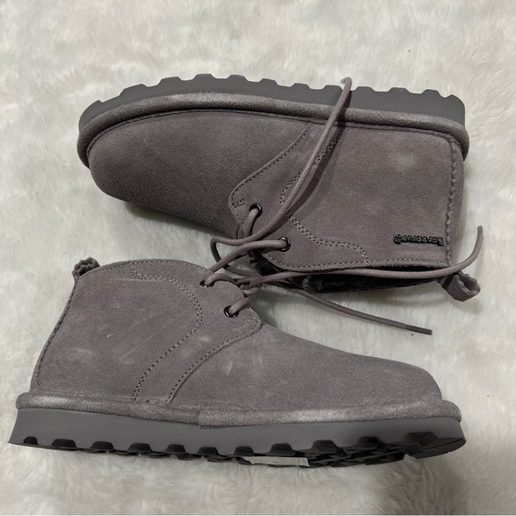 New! Bearpaw Skye grey suede Chelsea boot - Picture 2 of 6